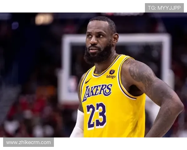 湖人队迎来新赛季挑战 詹姆斯与安东尼戴维斯领衔争冠之路